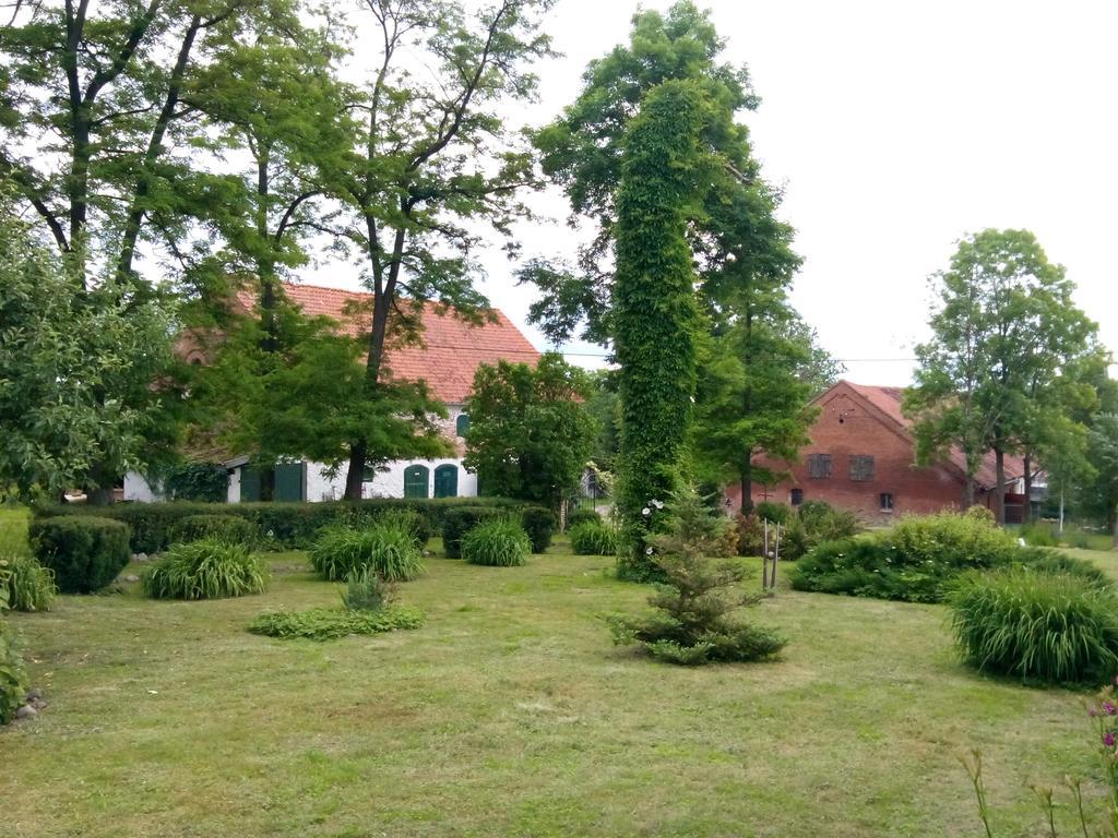 Vila Dwor Mulawki Exteriér fotografie
